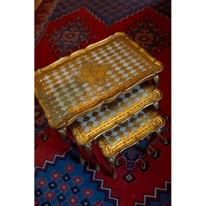 Set de  măsuțe stil Florentin